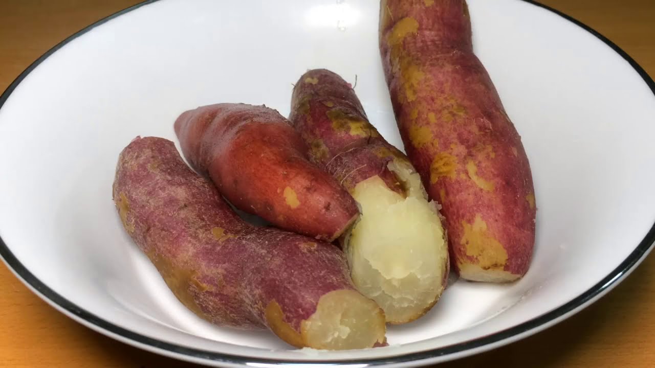 Boiling sweet potatoes